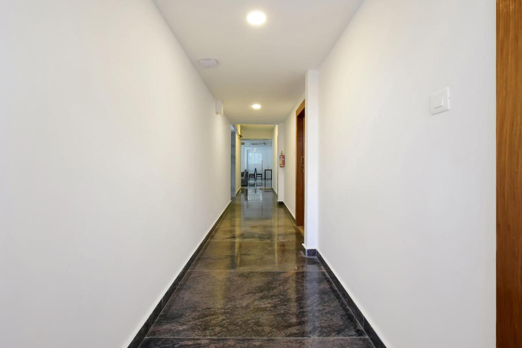 Super Grand Collection O Near Sarjapur Road Near 7D Voyage Hotel Bangalore Buitenkant foto