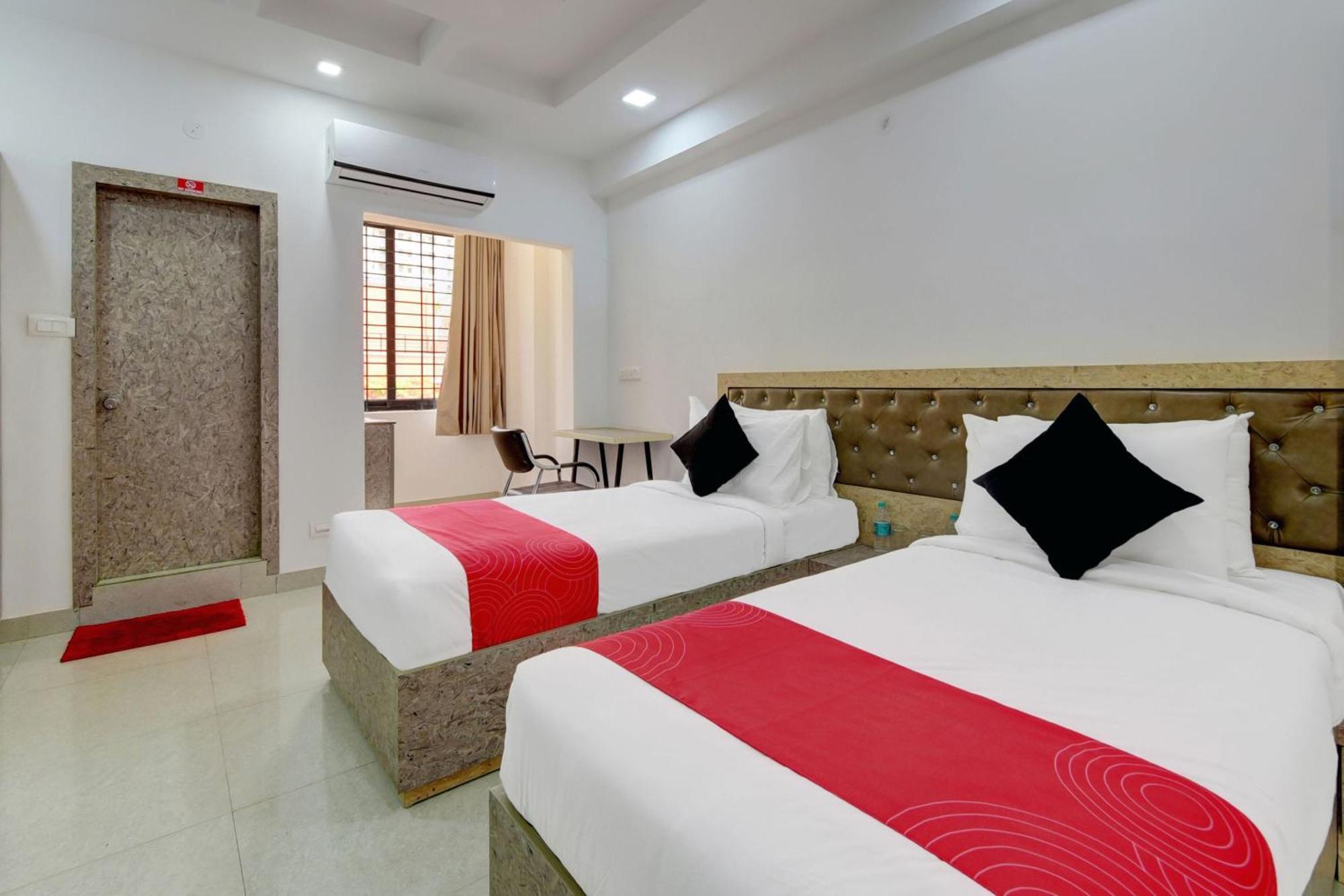 Super Grand Collection O Near Sarjapur Road Near 7D Voyage Hotel Bangalore Buitenkant foto