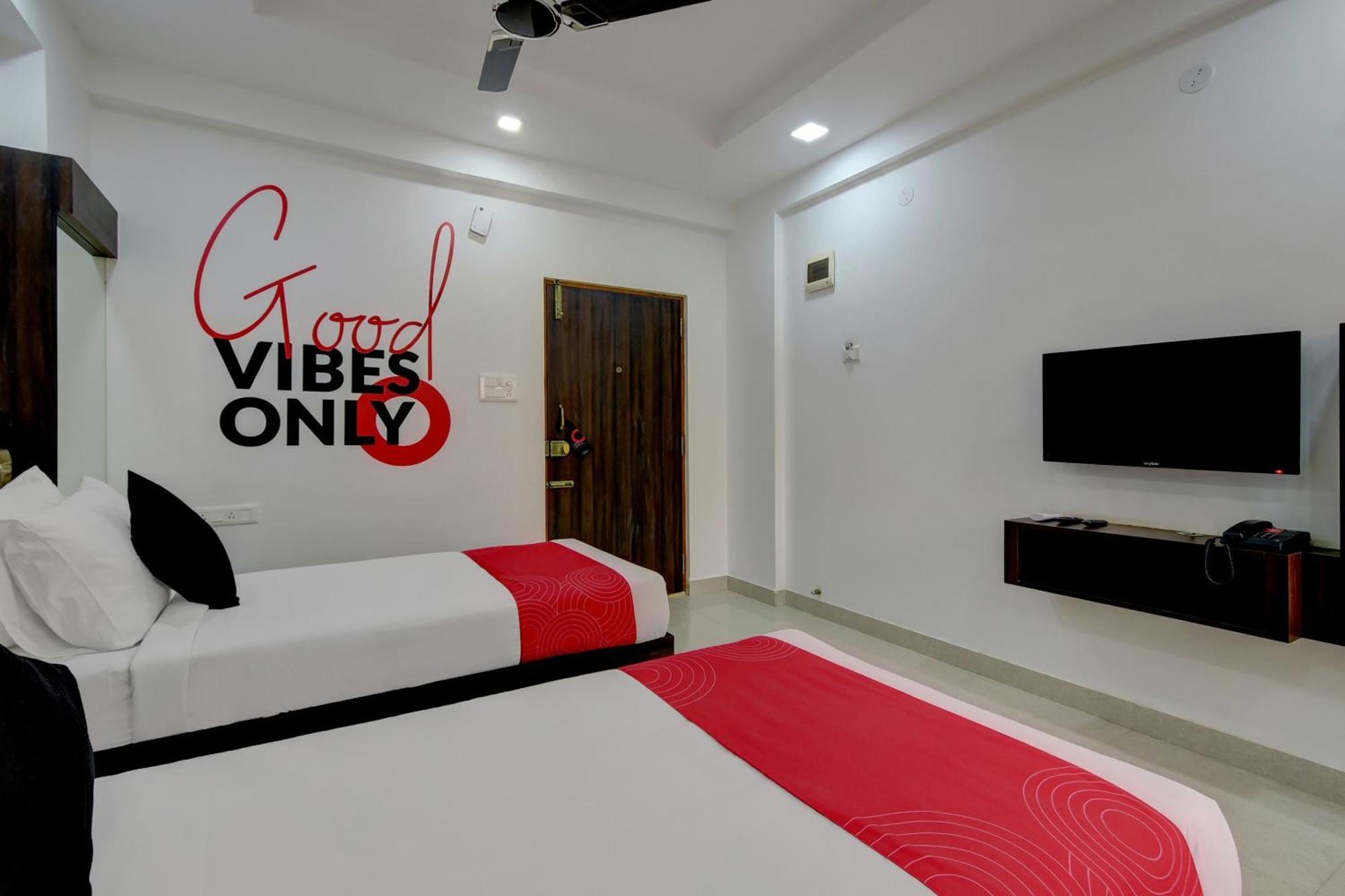Super Grand Collection O Near Sarjapur Road Near 7D Voyage Hotel Bangalore Buitenkant foto