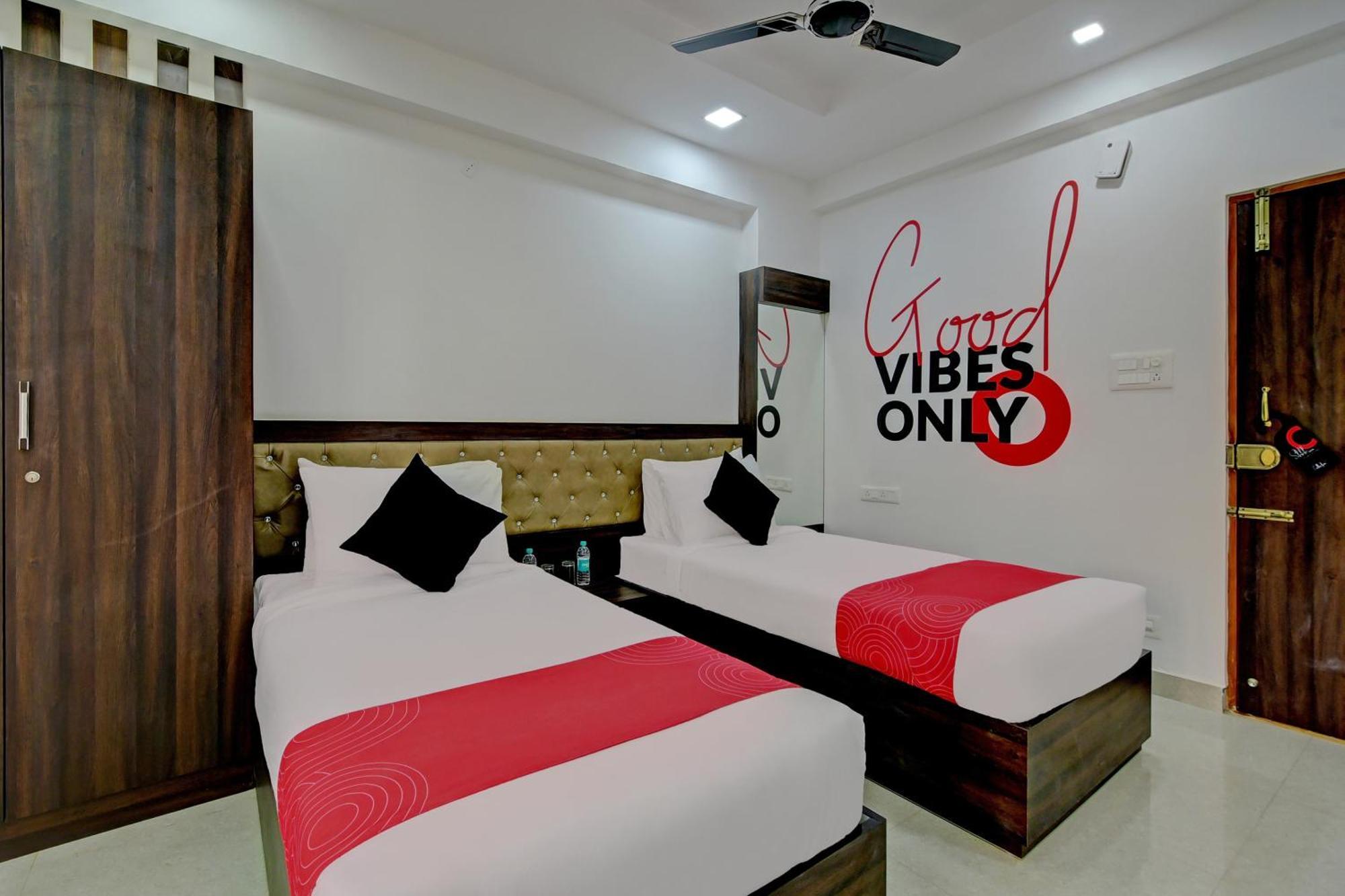 Super Grand Collection O Near Sarjapur Road Near 7D Voyage Hotel Bangalore Buitenkant foto
