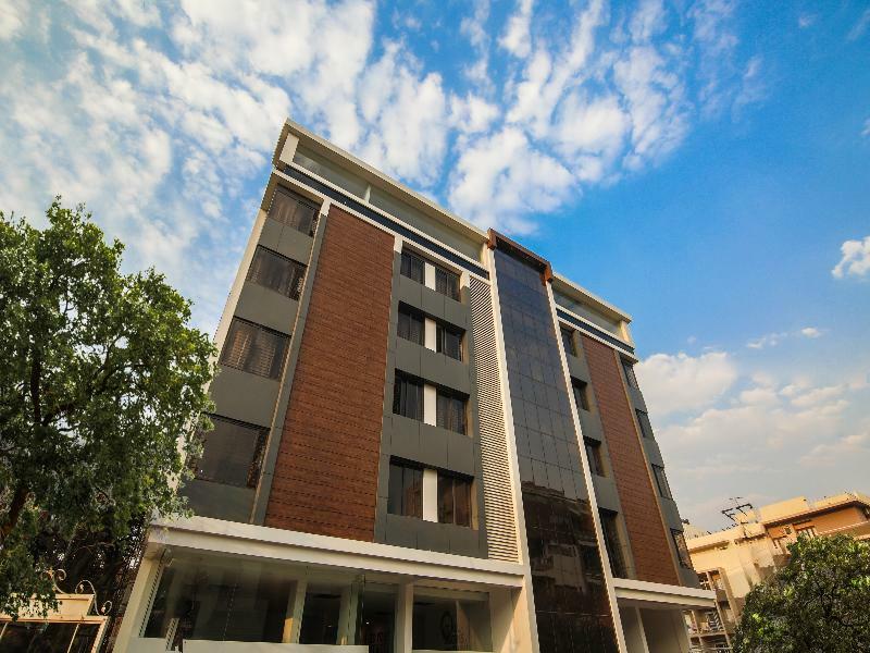 Super Grand Collection O Near Sarjapur Road Near 7D Voyage Hotel Bangalore Buitenkant foto