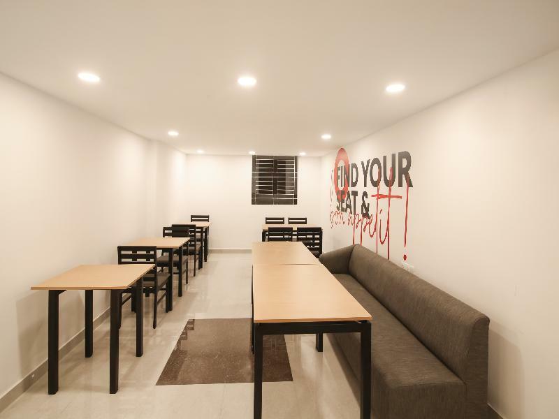 Super Grand Collection O Near Sarjapur Road Near 7D Voyage Hotel Bangalore Buitenkant foto