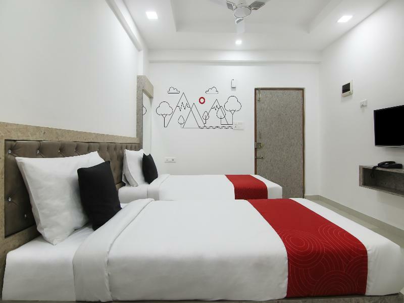 Super Grand Collection O Near Sarjapur Road Near 7D Voyage Hotel Bangalore Buitenkant foto